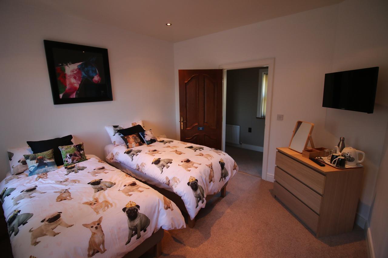 ポーターフェリー Feetnpaws Bed & Breakfast エクステリア 写真